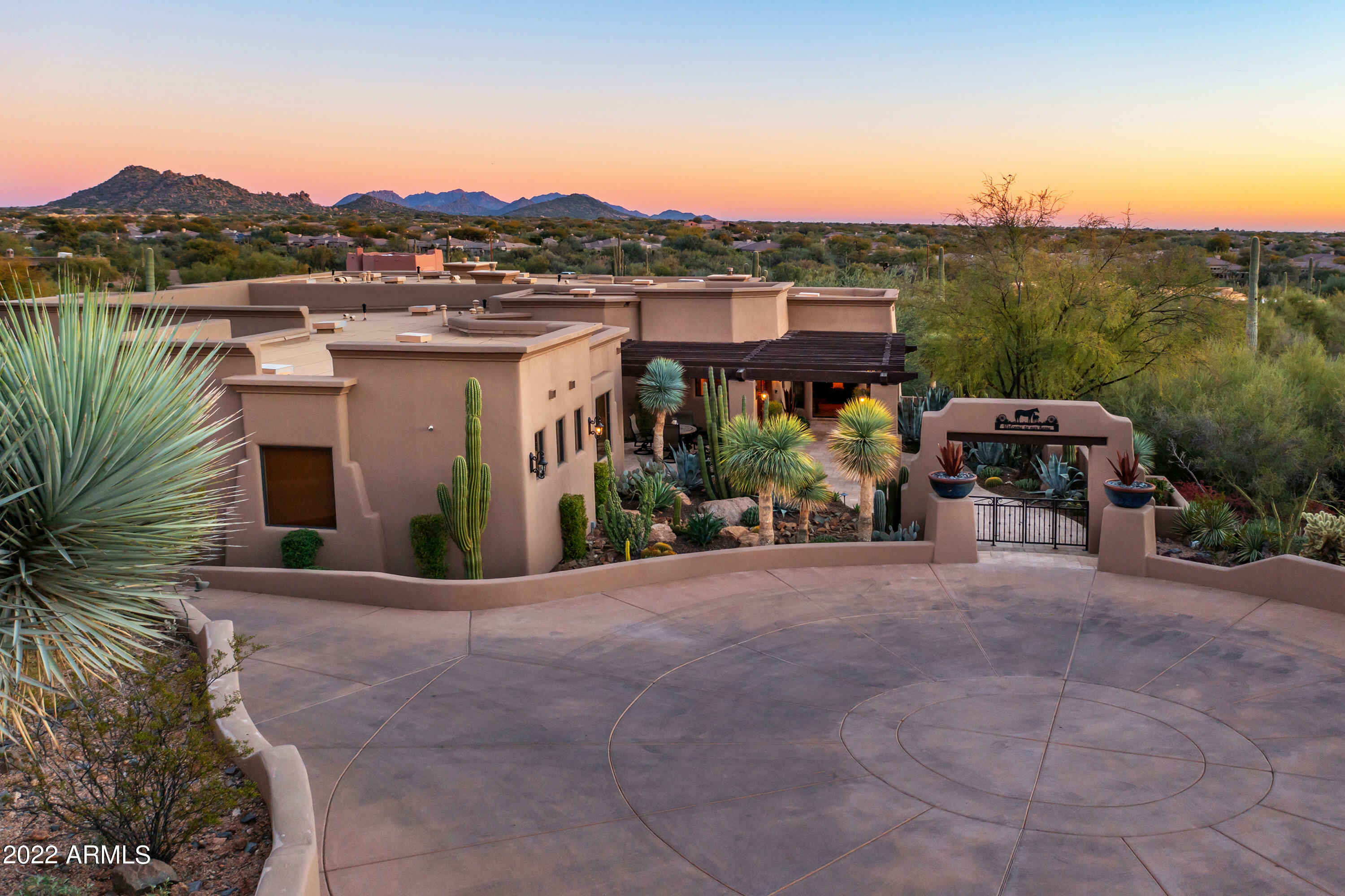 Property Photo:  34707 N Ridgeway Drive  AZ 85377 