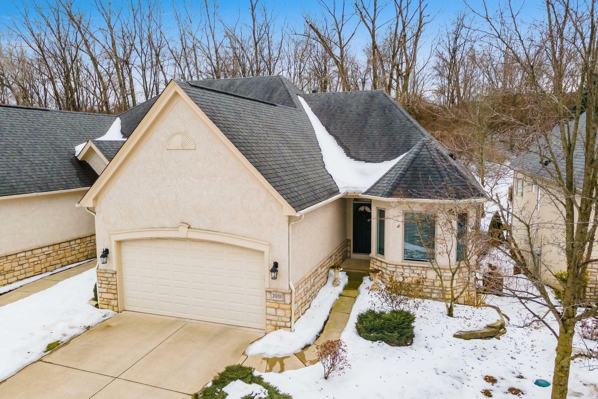 Property Photo: 2001 Marblecliff Crossing Court OH 43204