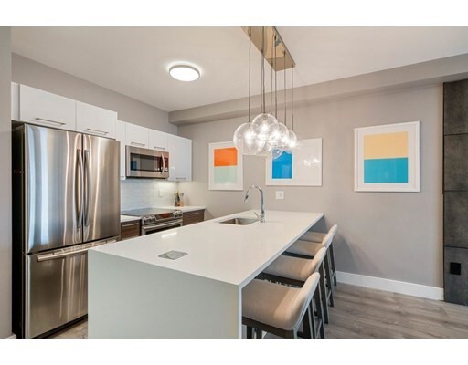 Property Photo:  70 Bremen St 506  MA 02128 