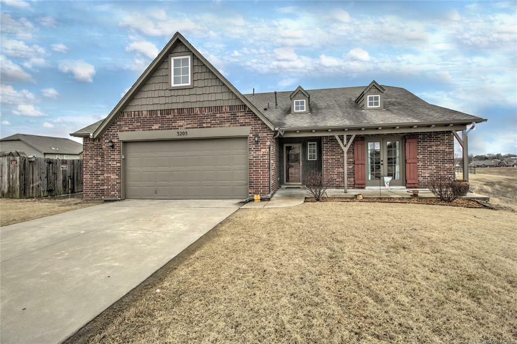 Property Photo:  3205 Roman Circle  OK 74006 