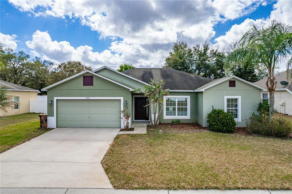 Property Photo: 4021 Oakley Way FL 33813