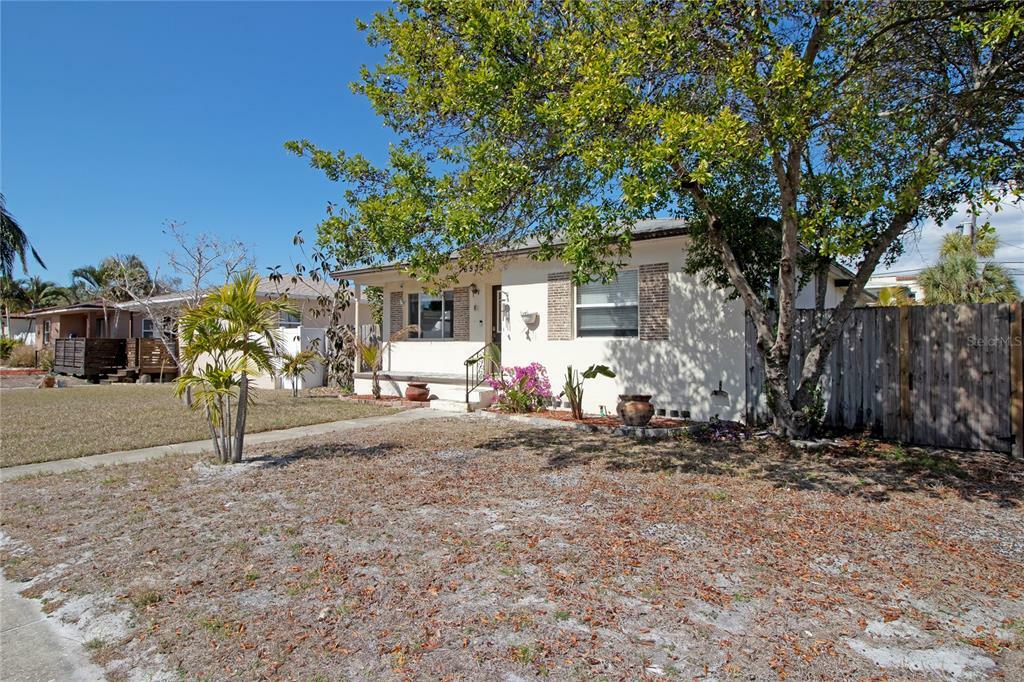 Property Photo:  6535 3rd Avenue S  FL 33707 