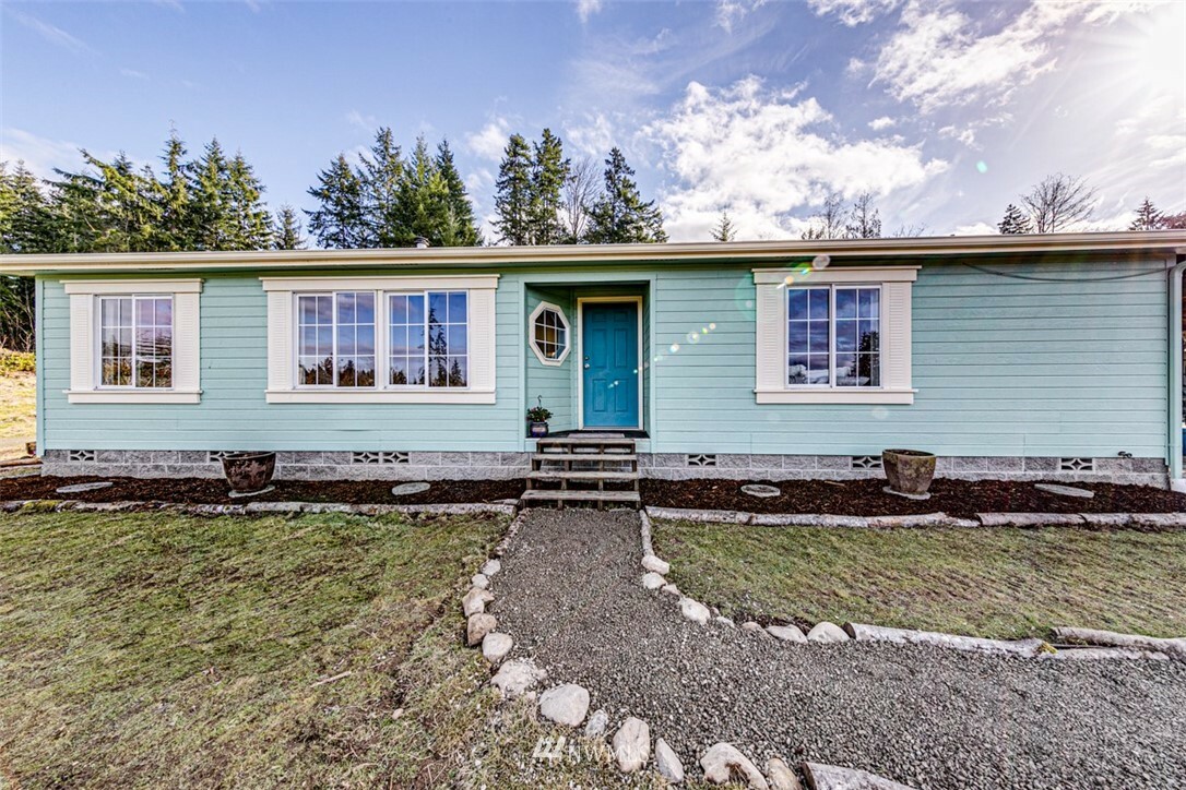 Property Photo:  277 Okerman Road  WA 98363 