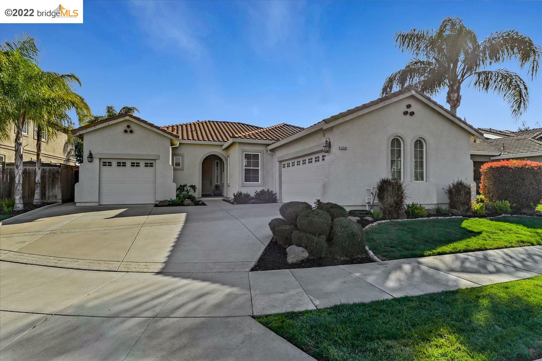 Property Photo: 1210 Jasmine Ct CA 94513