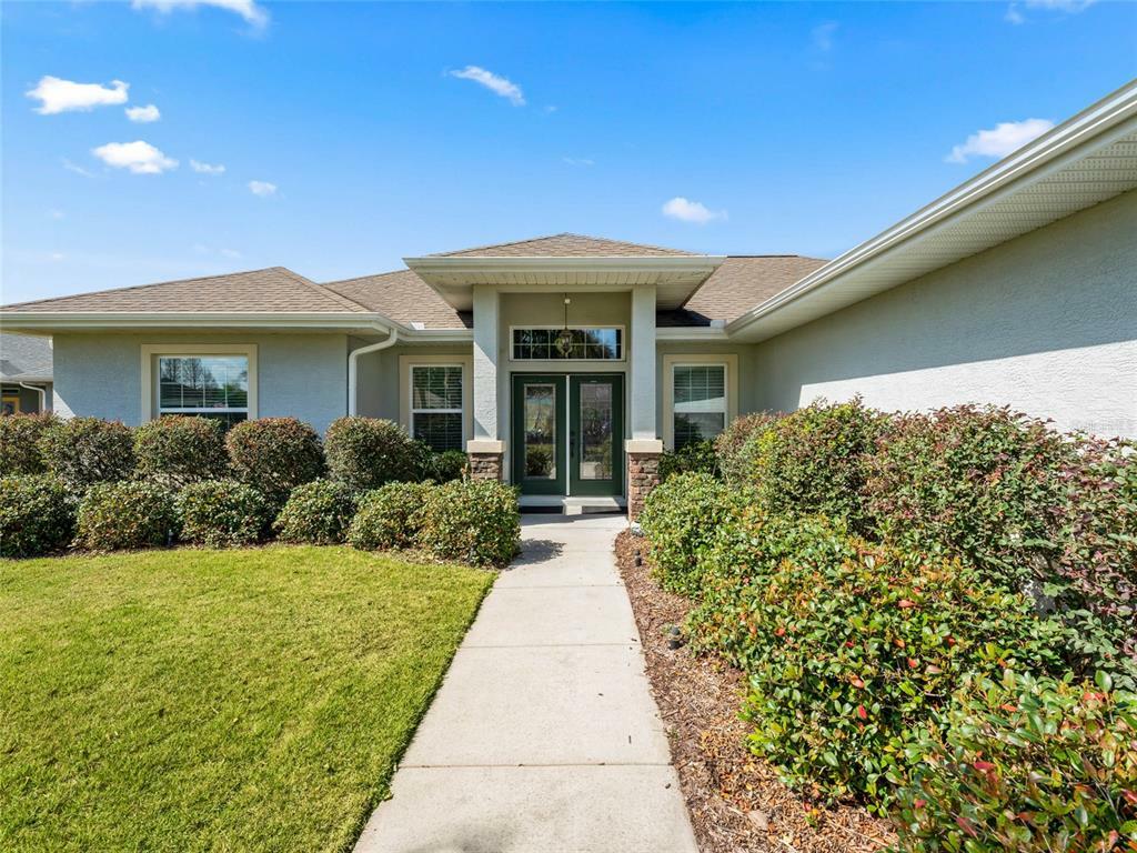 Property Photo:  1408 Meadow View Way  FL 32159 