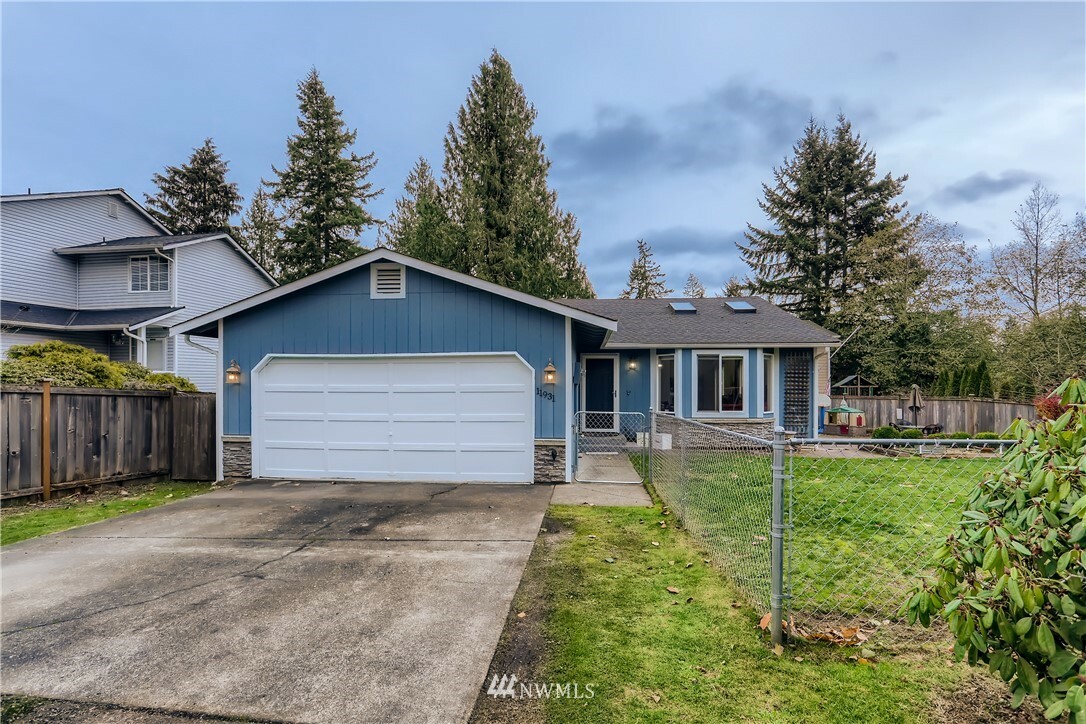 Property Photo:  11931 2nd Drive SE  WA 98208 