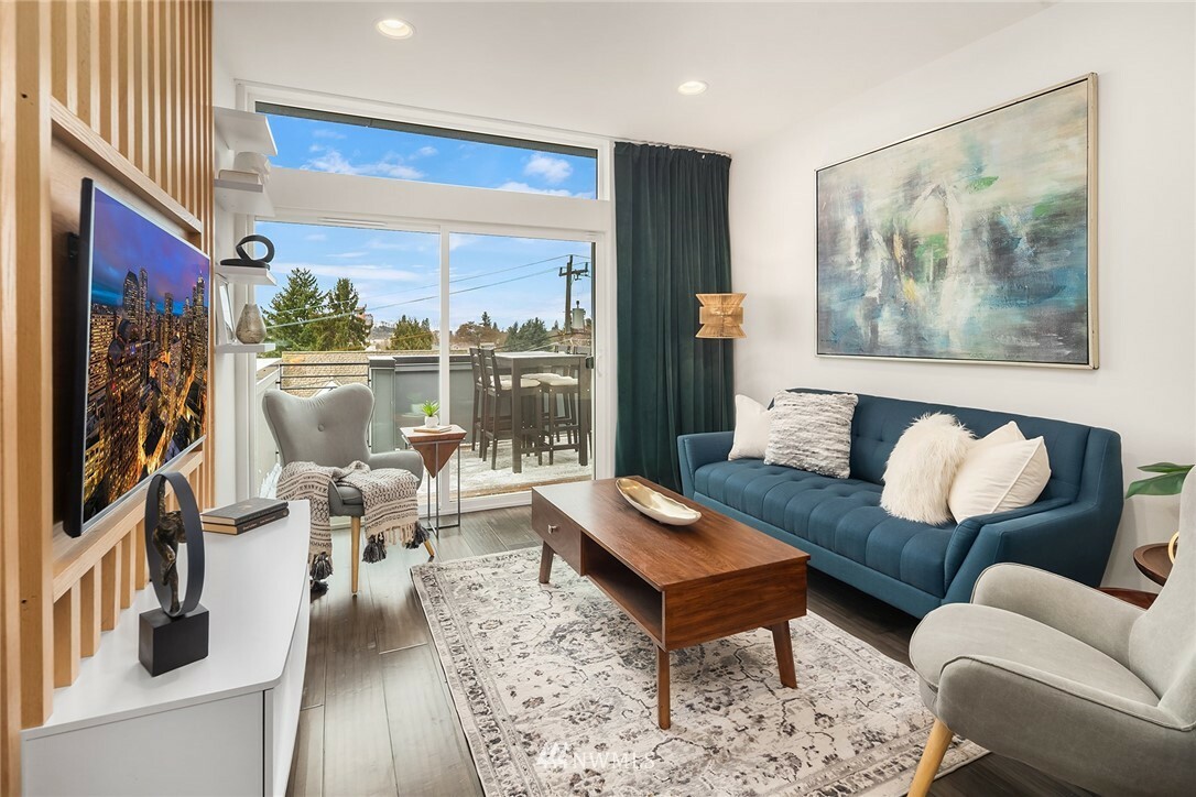 Property Photo: 1302 Yakima Avenue S WA 98144