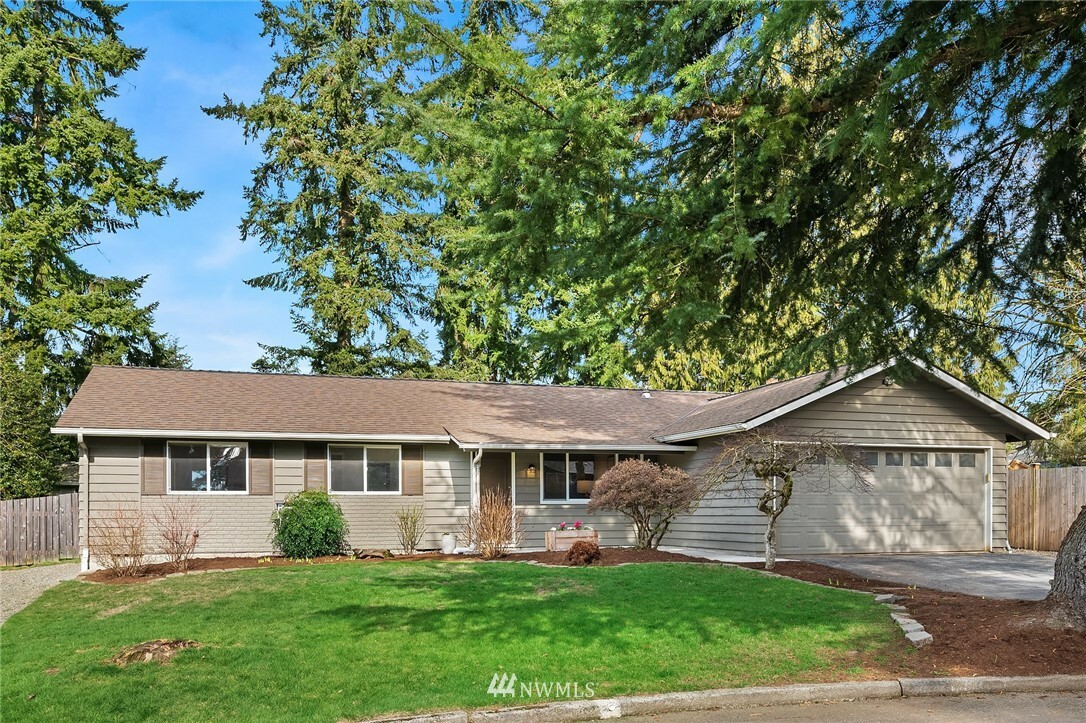 8514 NE 137 Place  Kirkland WA 98034 photo