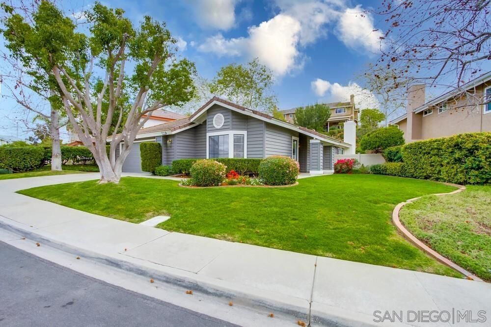 Property Photo:  17951 Cassia Pl  CA 92127 
