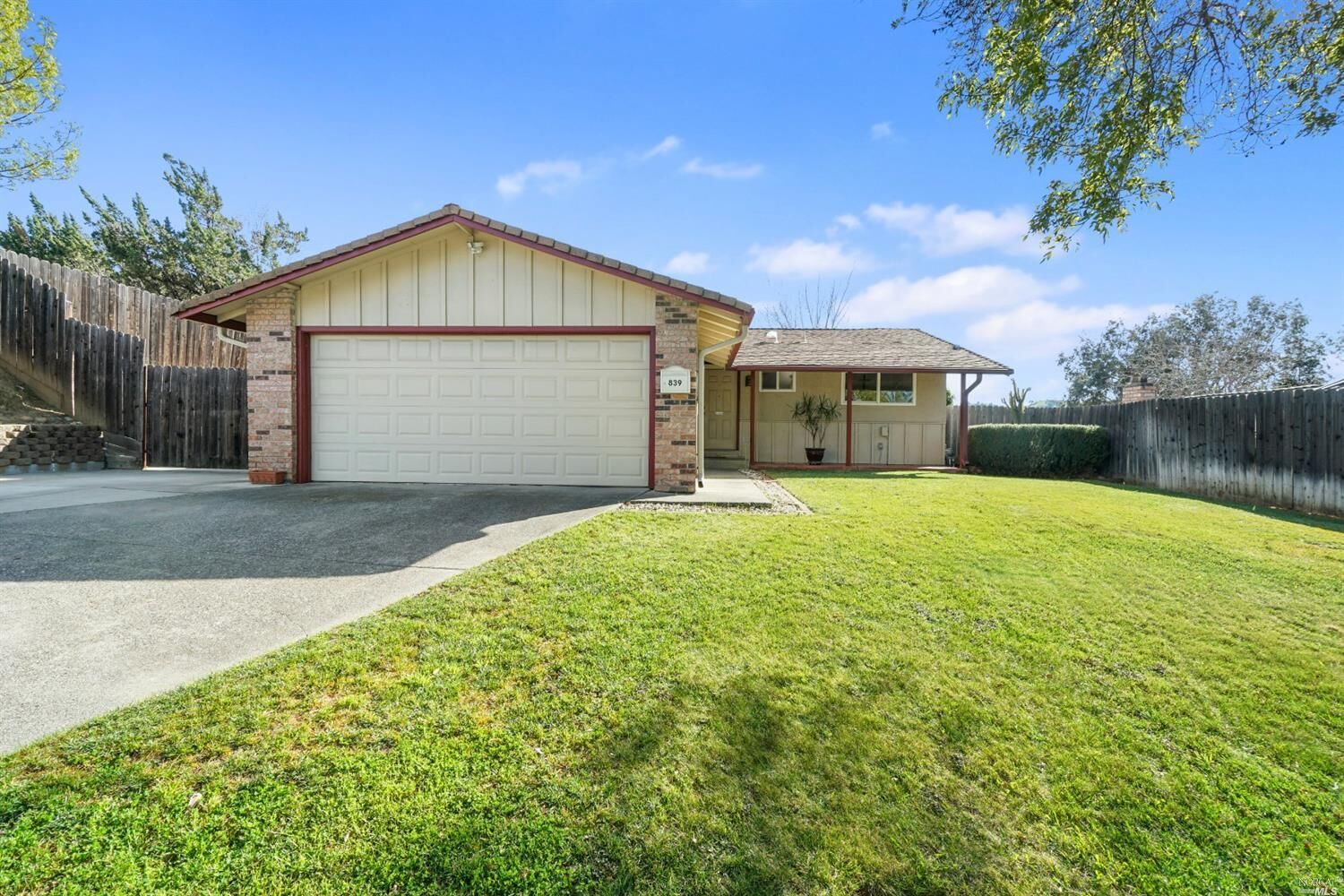 Property Photo:  839 Studding Sail Street  CA 95687