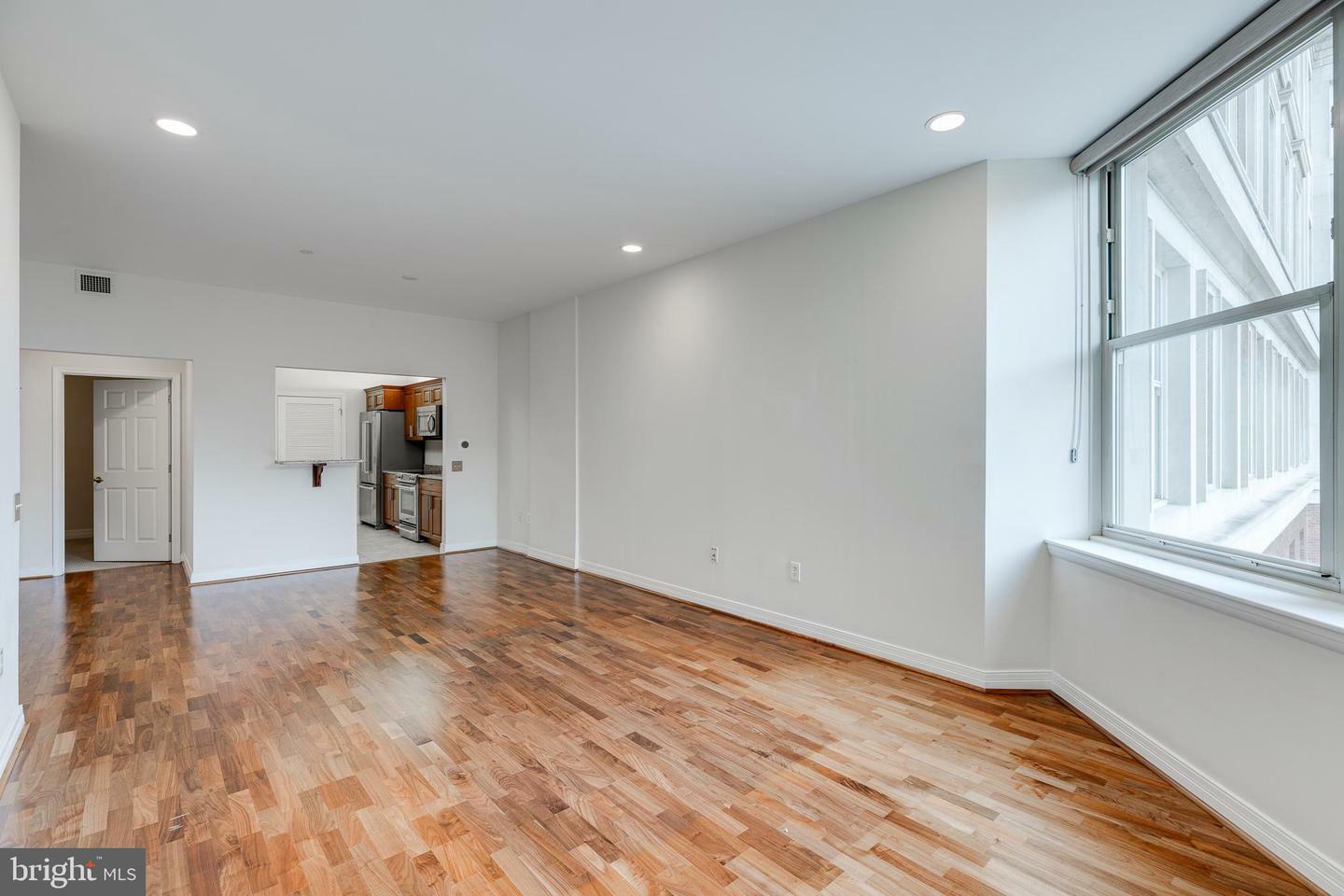 Property Photo:  1600 Arch Street 1513  PA 19103 