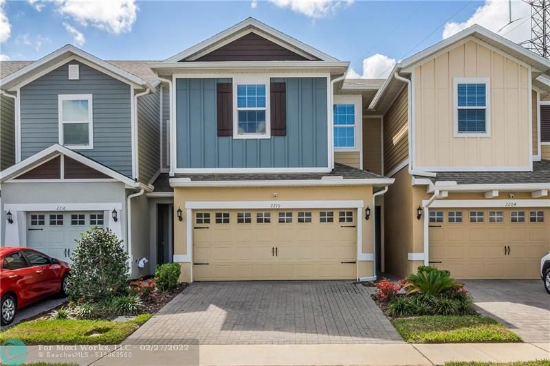 Property Photo: 2210 N Sedge Grass Way 2210 FL 32824