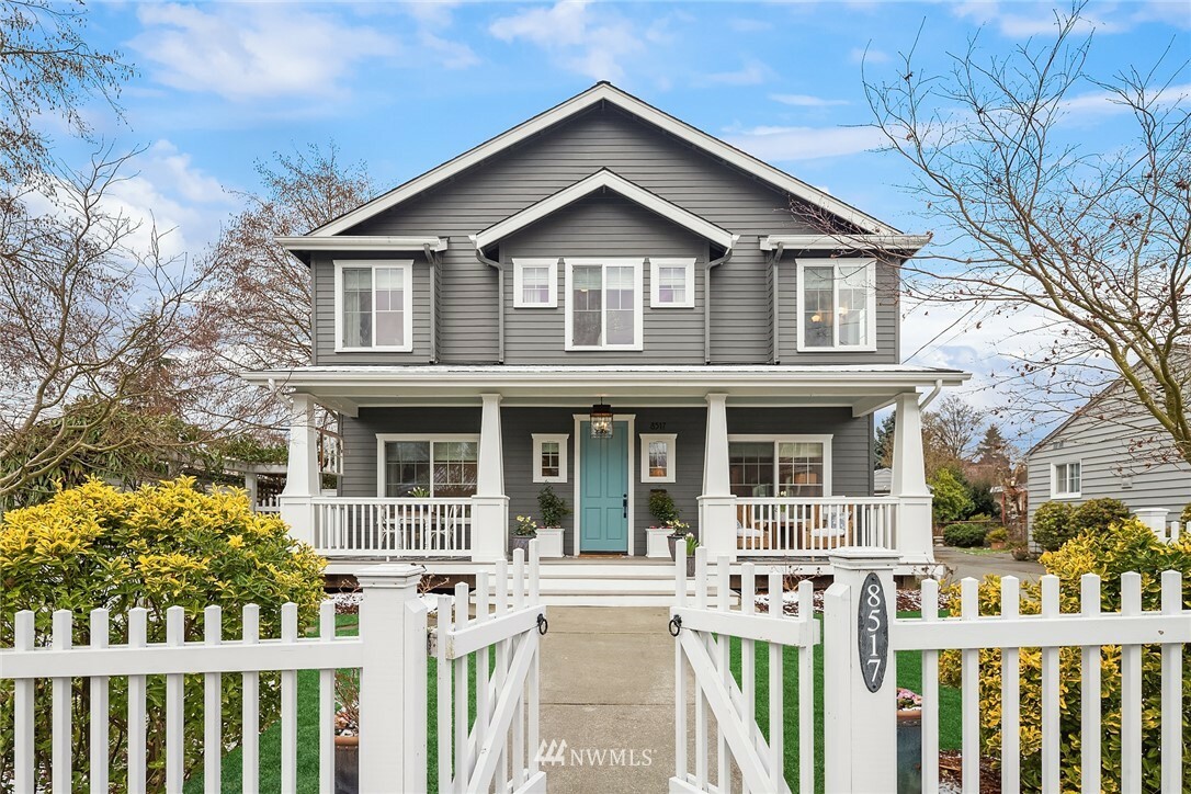 Property Photo: 8517 Densmore Avenue N WA 98103