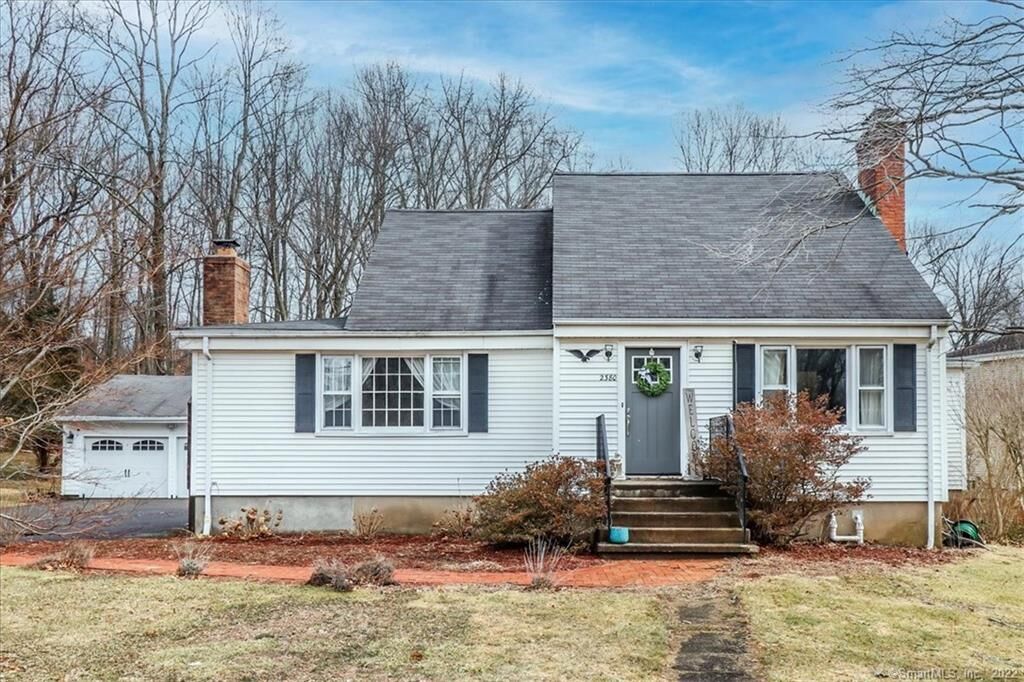 Property Photo:  2380 Huntington Turnpike  CT 06611 