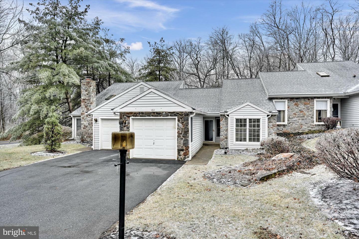 Property Photo:  102 Mountainstone Drive  PA 17022 