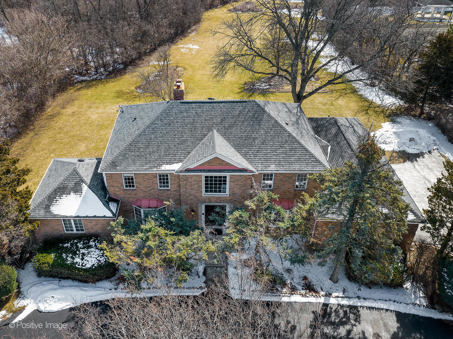 Property Photo: 113 Indian Trail Road IL 60523