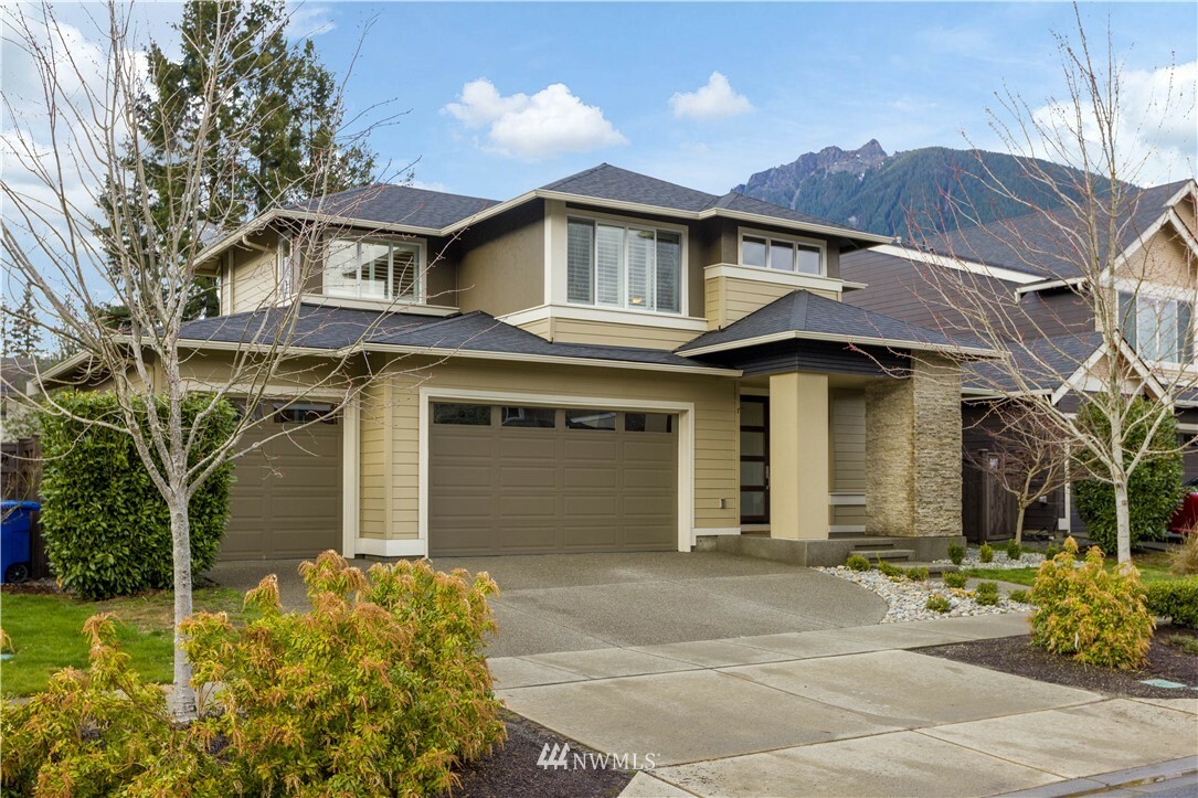 Property Photo:  792 SE 11th St  WA 98045 
