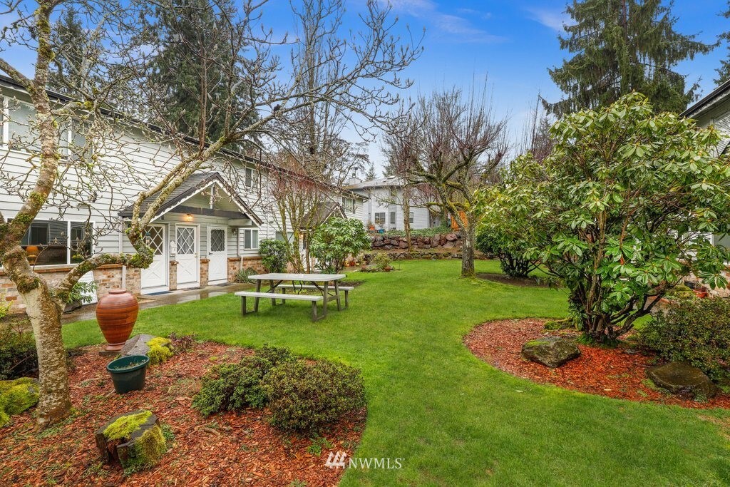 Property Photo:  7909 218th Street SW 1  WA 98026 