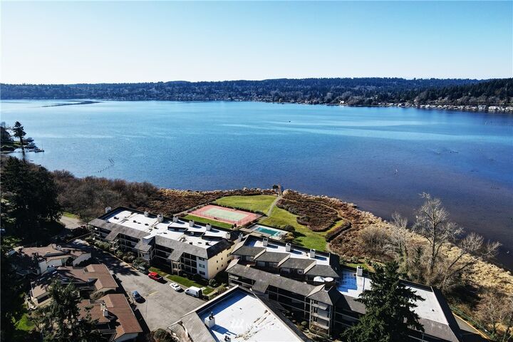 16929 Inglewood Road NE C303  Kenmore WA 98028 photo