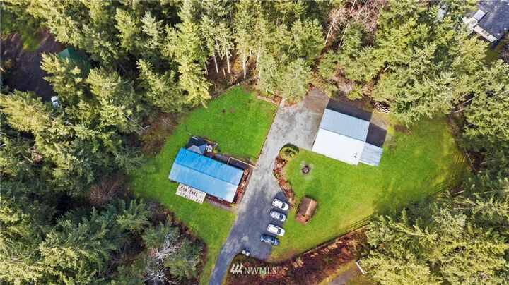Property Photo: 6115 254th Street Ct E WA 98338