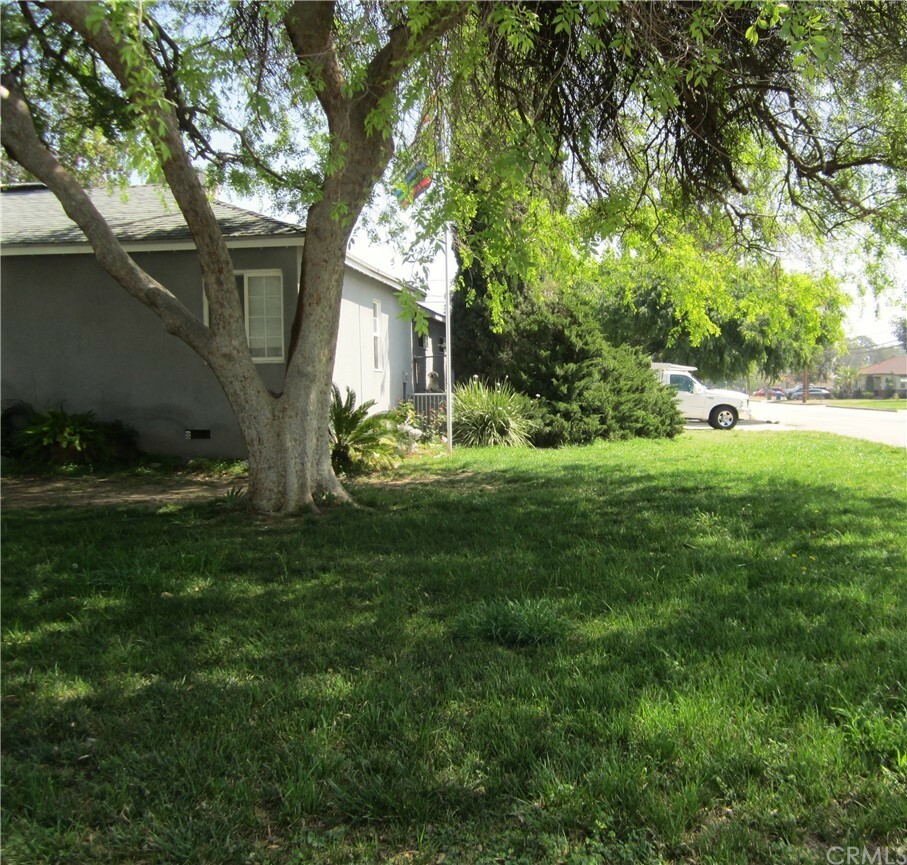 Property Photo: 3607 N Lugo Avenue CA 92404