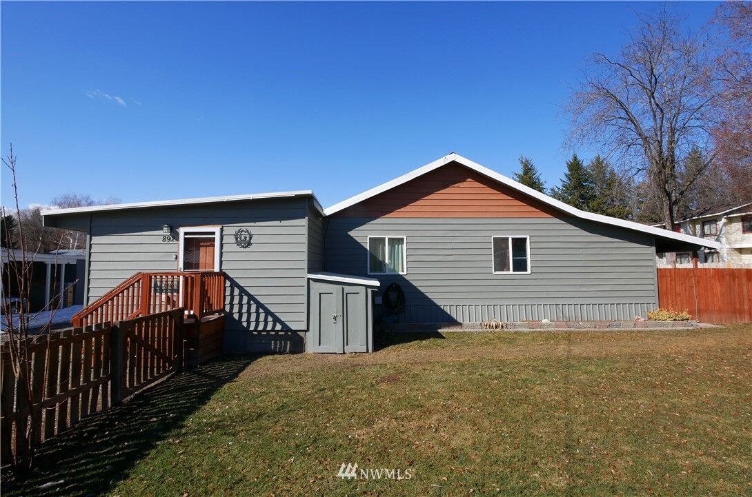 Property Photo: 892 2nd Avenue S WA 98840