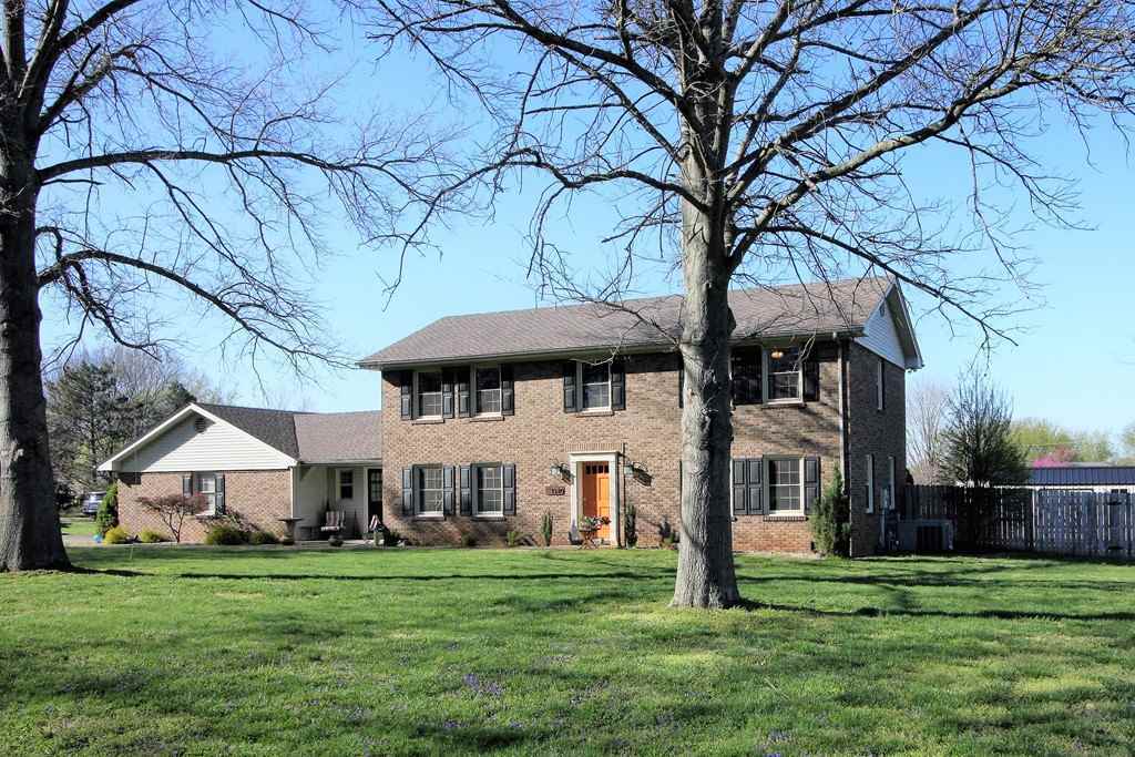 Property Photo:  1340 Walnut Way  KY 42104 