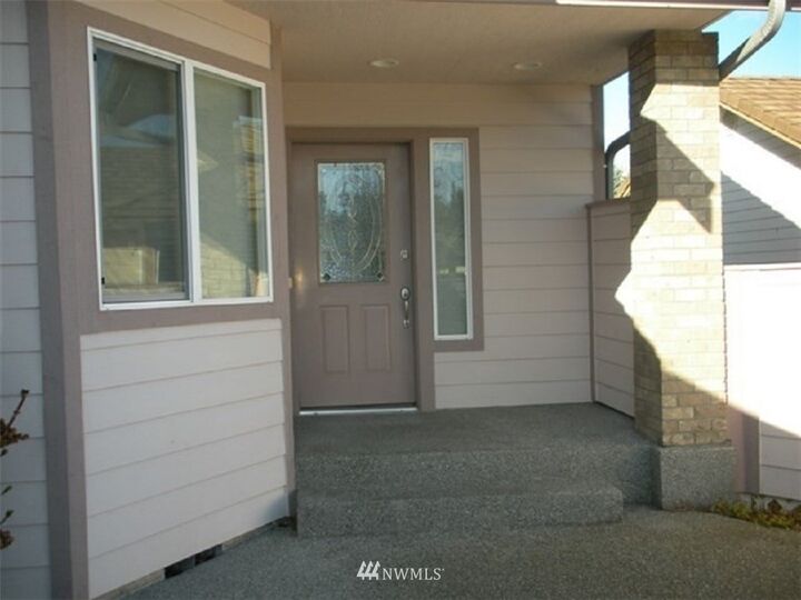 Property Photo:  330 Blakely Boulevard  WA 98382 