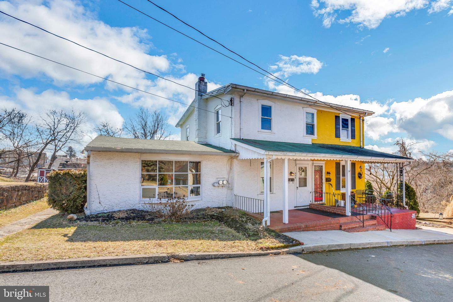 Property Photo:  208 Summer Street  PA 19468 