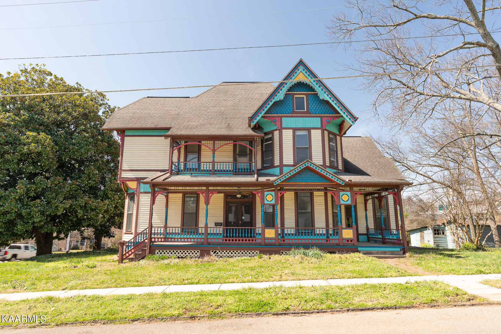 Property Photo:  1635 Washington Ave  TN 37917 