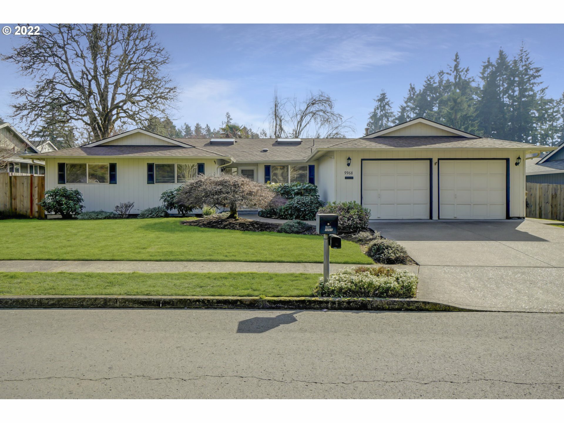 Property Photo:  9968 SW Alsea Dr  OR 97062 