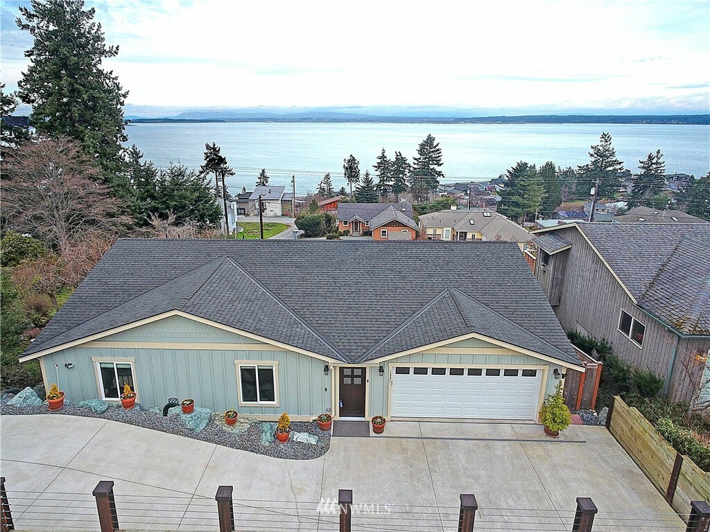 Property Photo:  1331 Rainbow Lane  WA 98282 