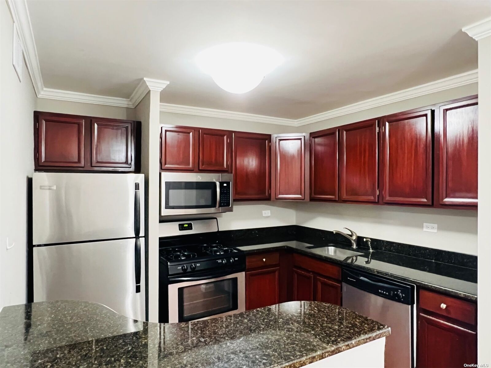 Property Photo: 2 Bay Club Dr 15M NY 11360