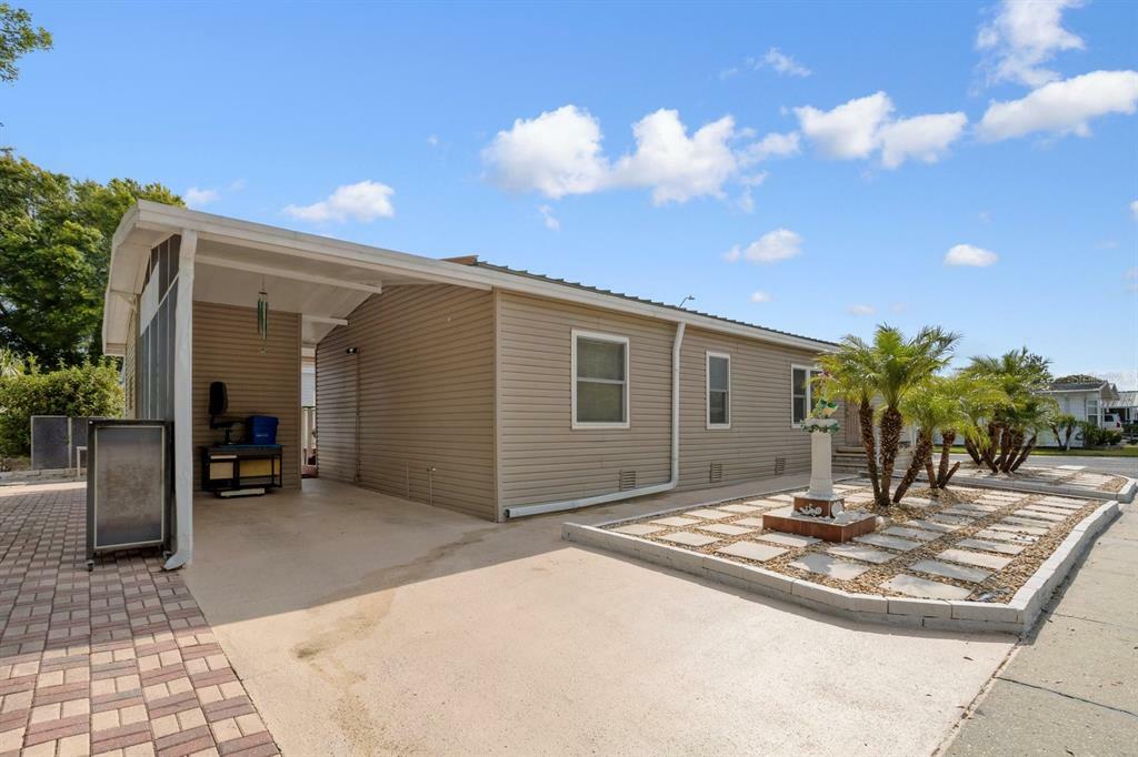 Property Photo:  224 Dolphin Drive N  FL 34677 