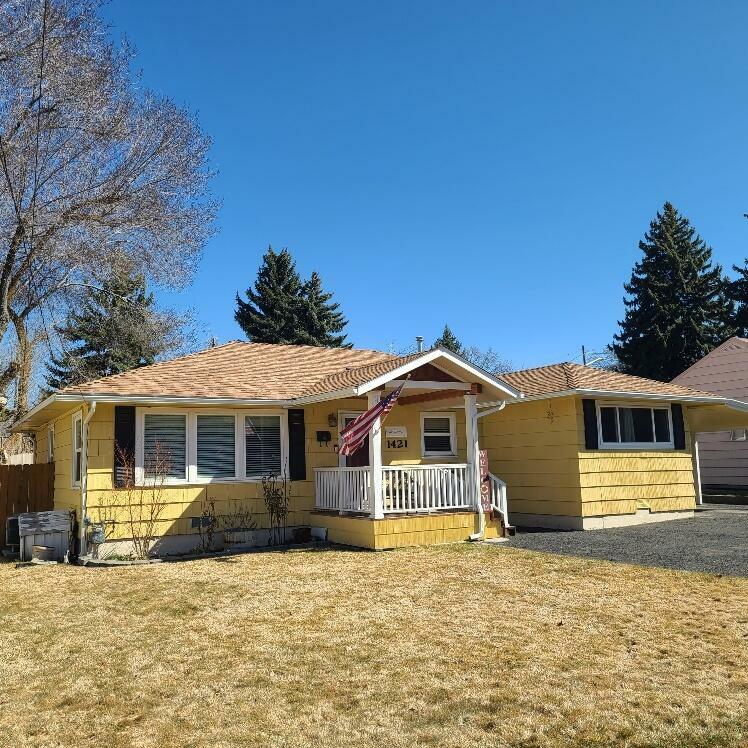 Property Photo: 1421 California Avenue OR 97601