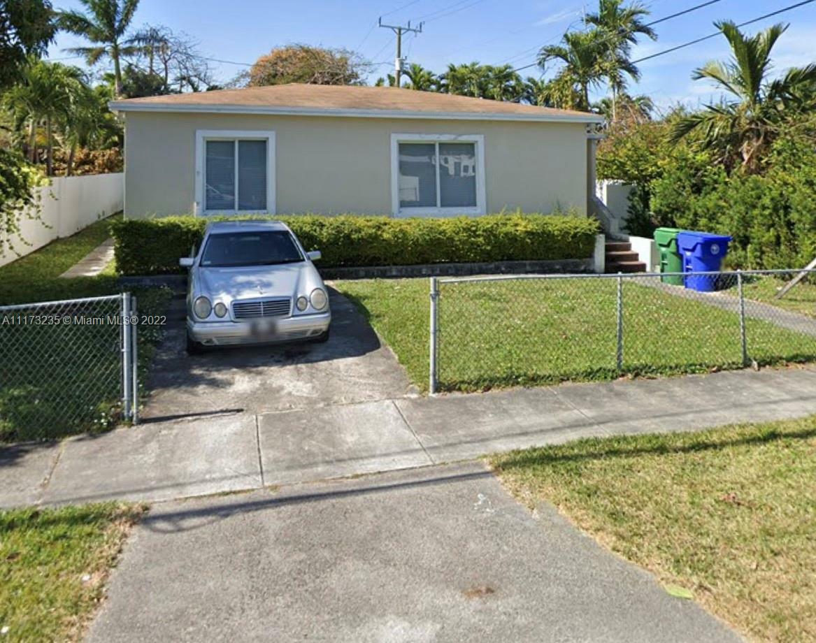 Property Photo: 1960 NW 34th Ave FL 33125