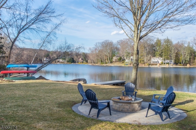 Property Photo: 33 Briarcliff Rd NJ 07046
