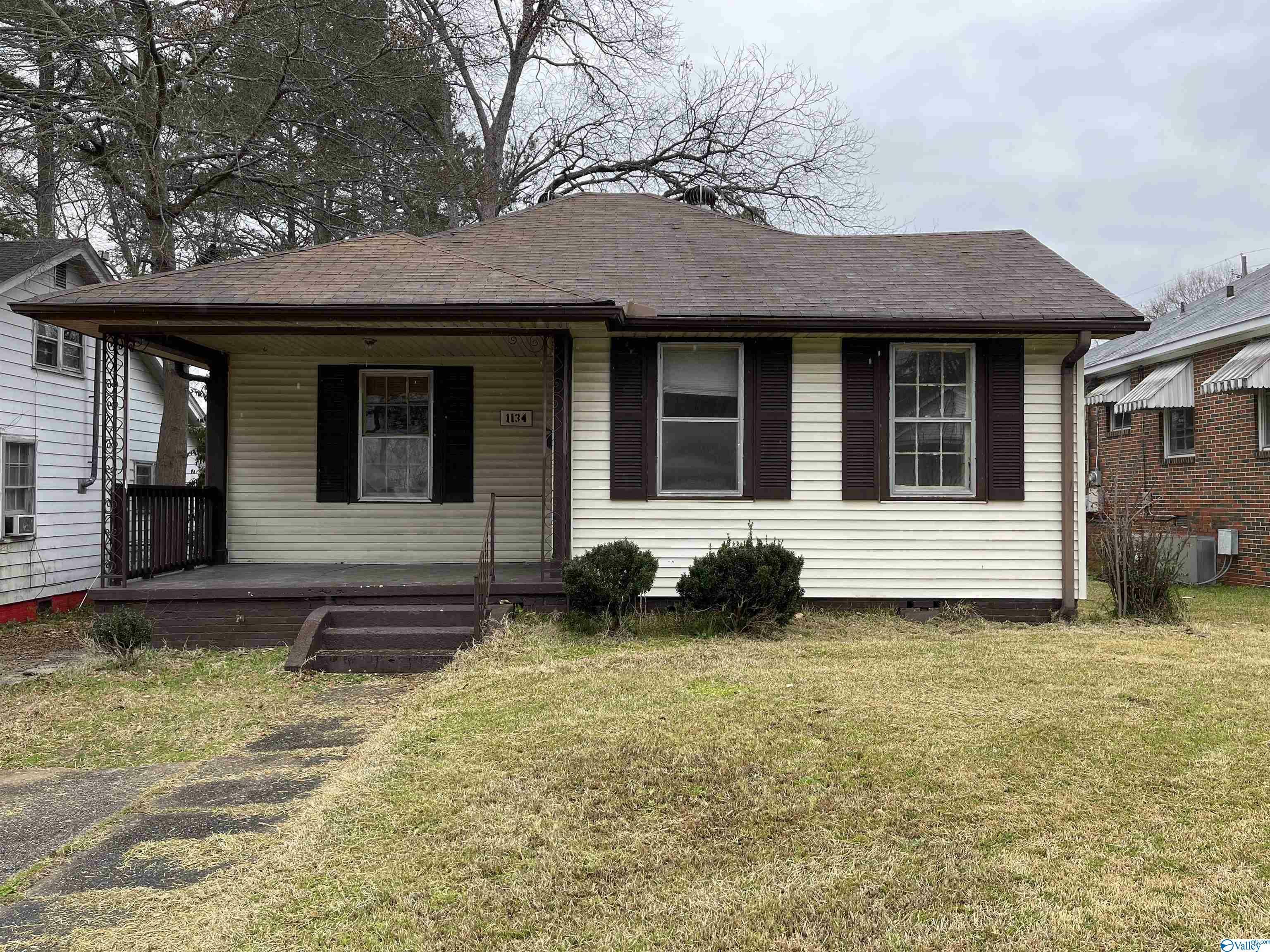 Property Photo:  1134 Stillman Avenue  AL 35903 