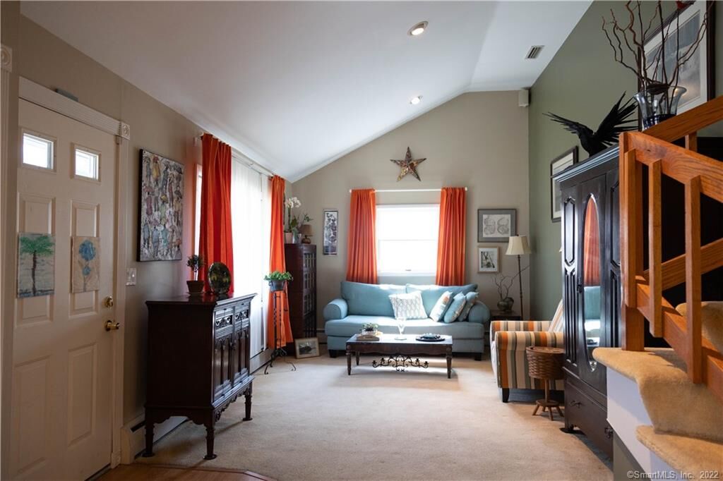 Property Photo: 10 Goodchild Street CT 06461