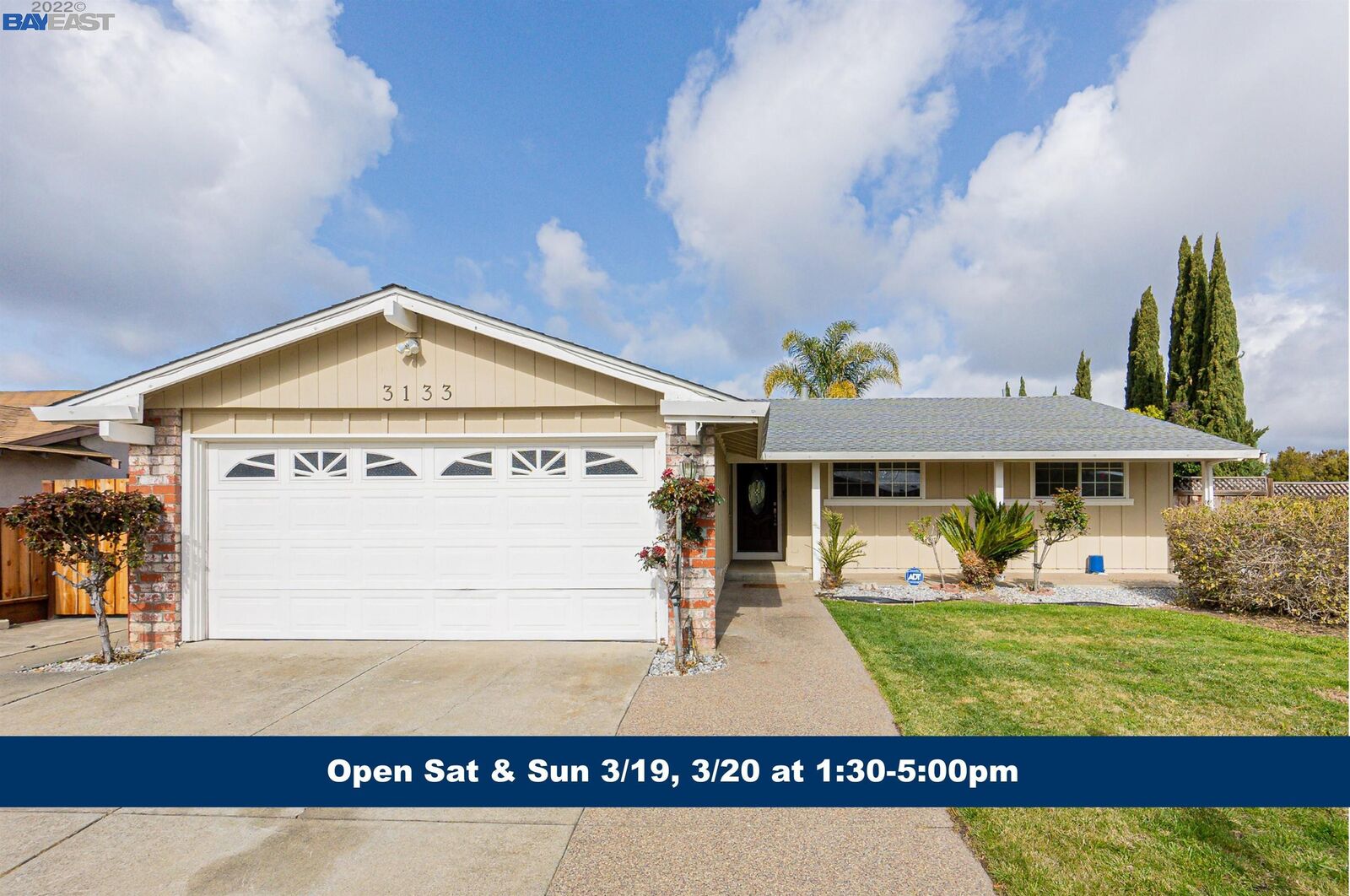 Property Photo: 3133 Warwick Rd CA 94555