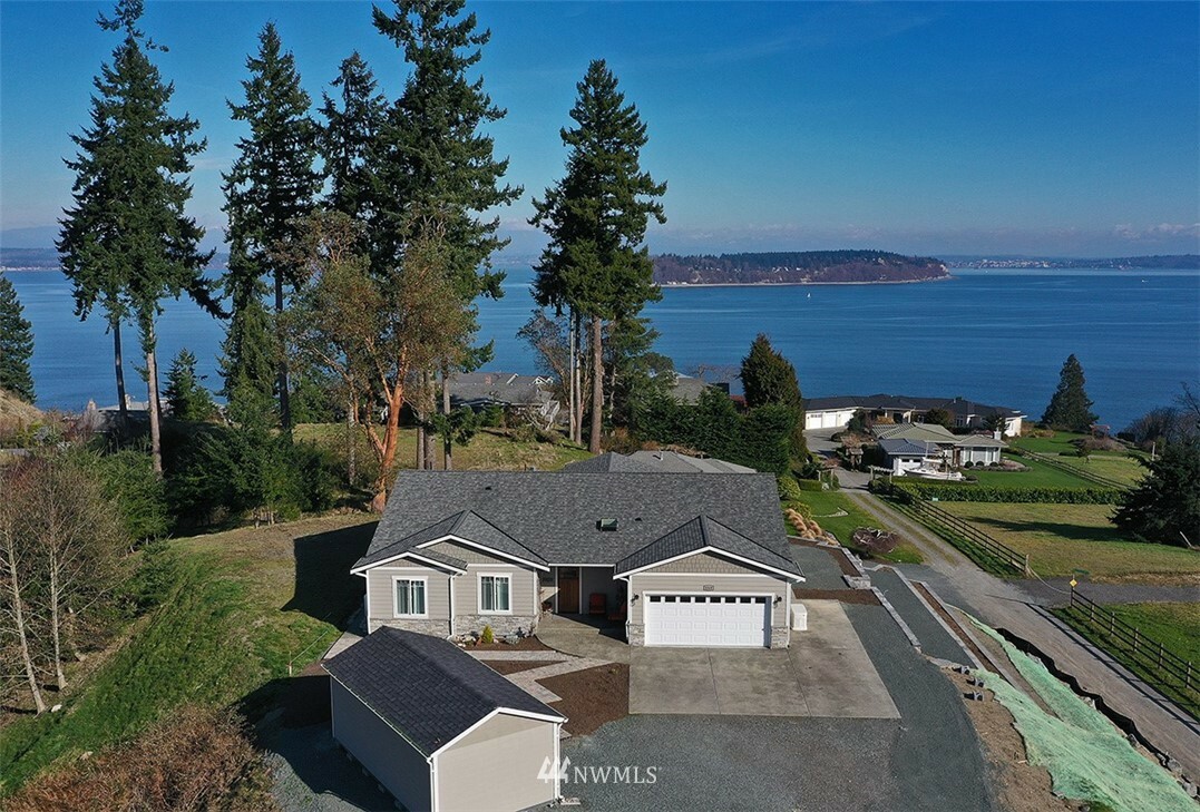 Property Photo:  4369 Bellellen Way  WA 98260 