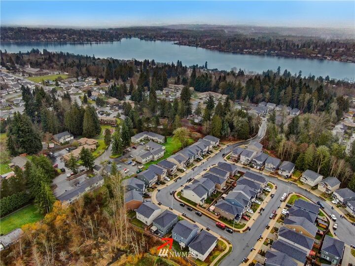 Property Photo:  708 100th Avenue SE  WA 98258 