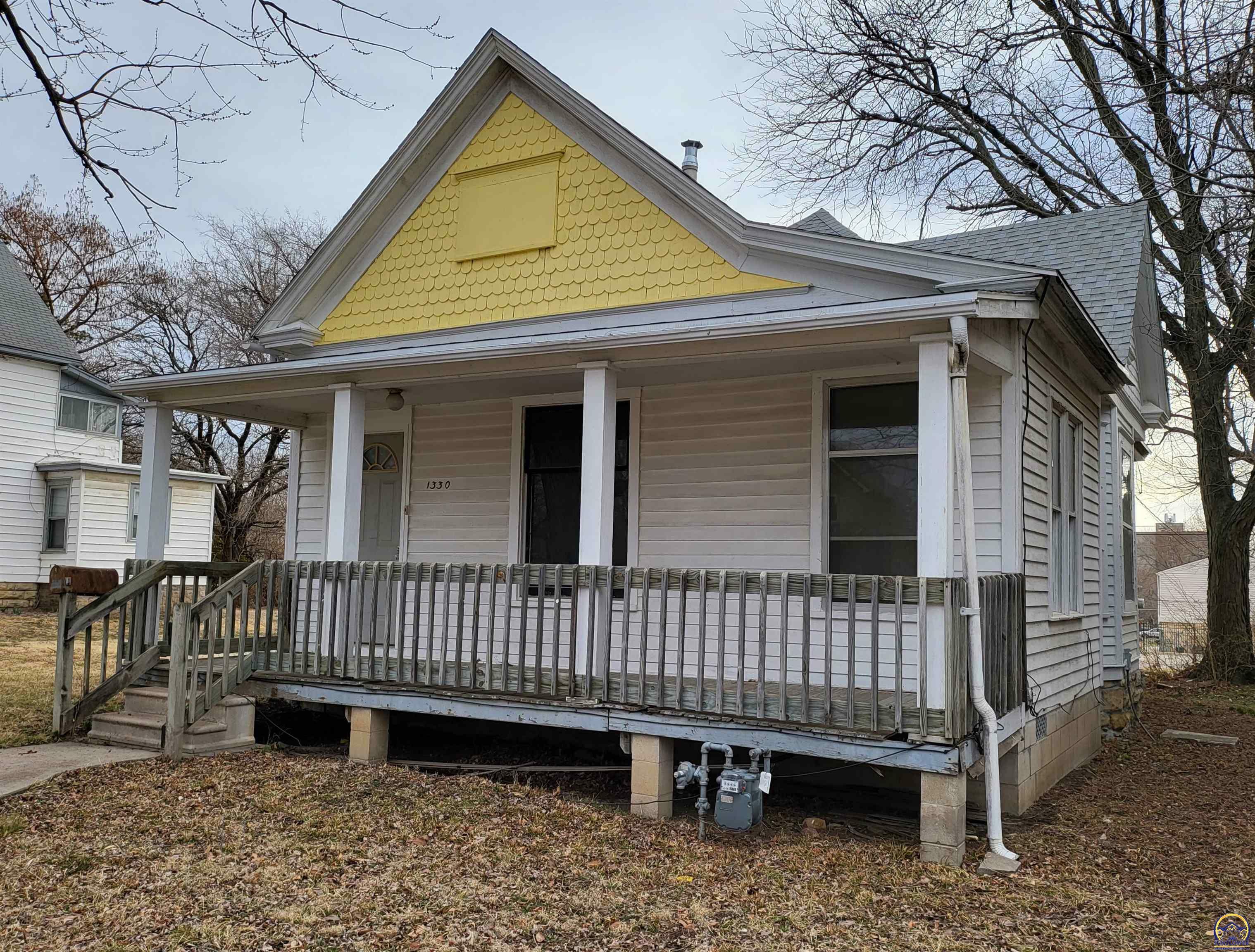 Property Photo:  1330 SW Fillmore St  KS 66604 