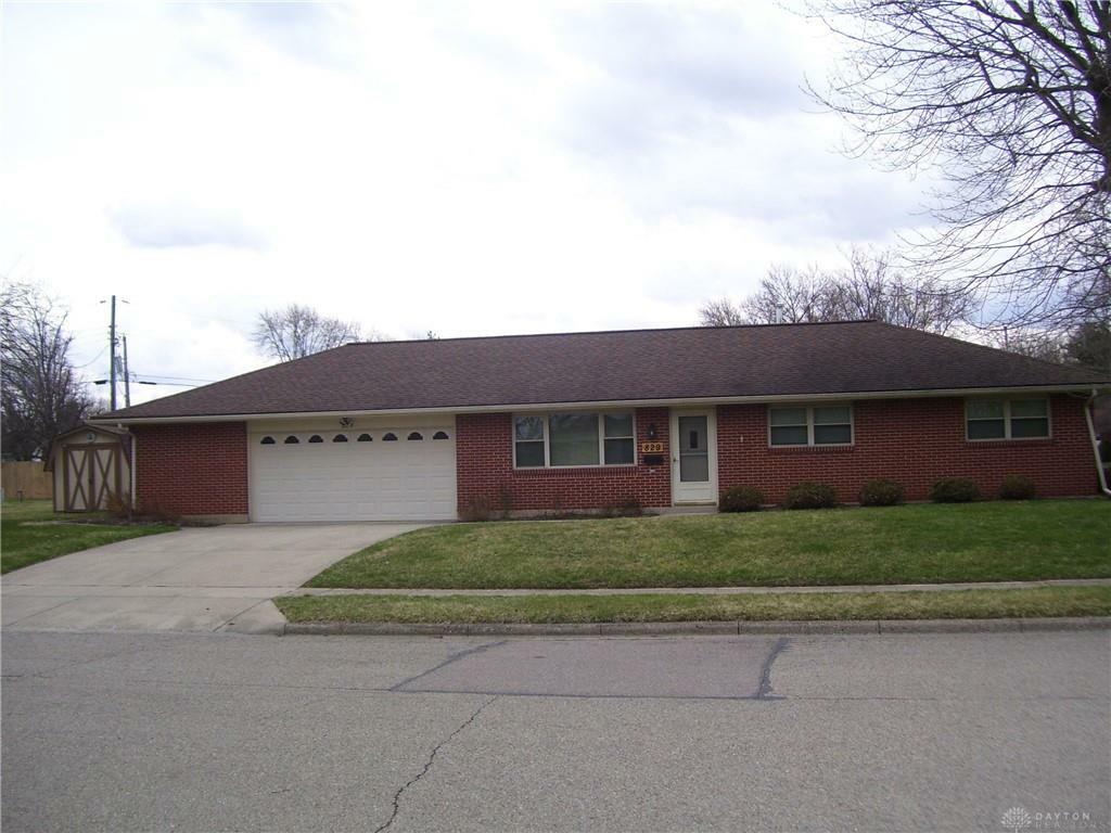 829 Louise Drive  Xenia OH 45385 photo