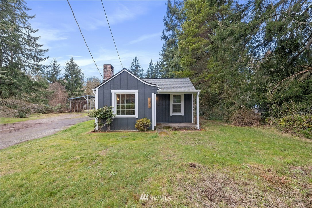 Property Photo:  1400 Baby Doll Road SE  WA 98366 