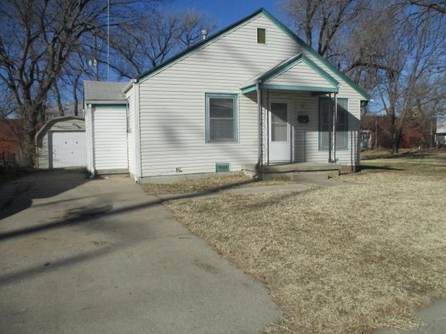 Property Photo:  1041 N Wabash Avenue  KS 67214 