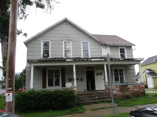 Property Photo:  114 Washington St  WI 53916 