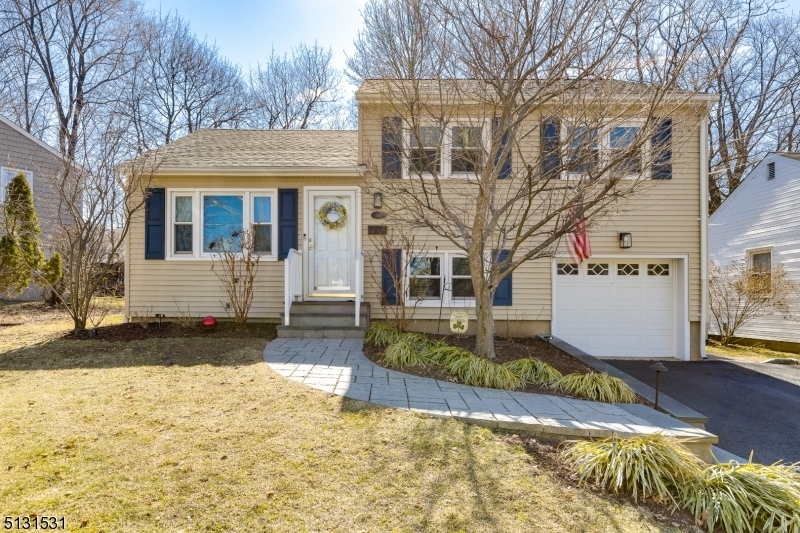 Property Photo:  540 William Street  NJ 07076 