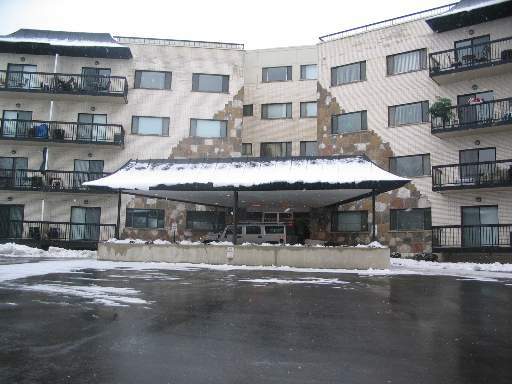 Property Photo: 6700 S Brainard Avenue 226 IL 60525