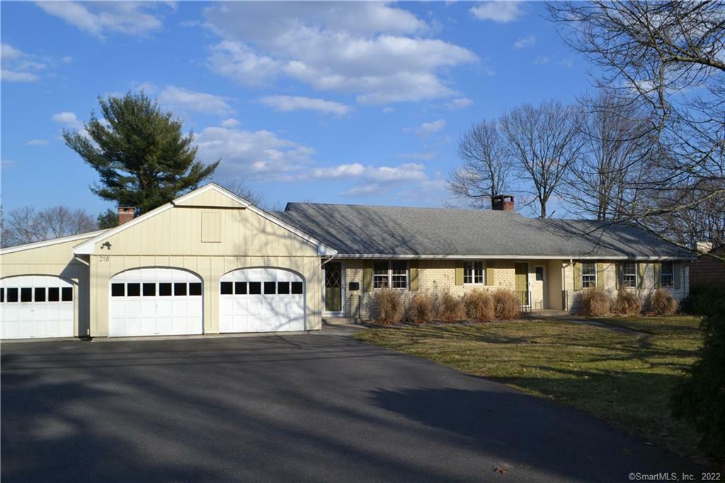 Property Photo: 218 Ridgewood Road CT 06107